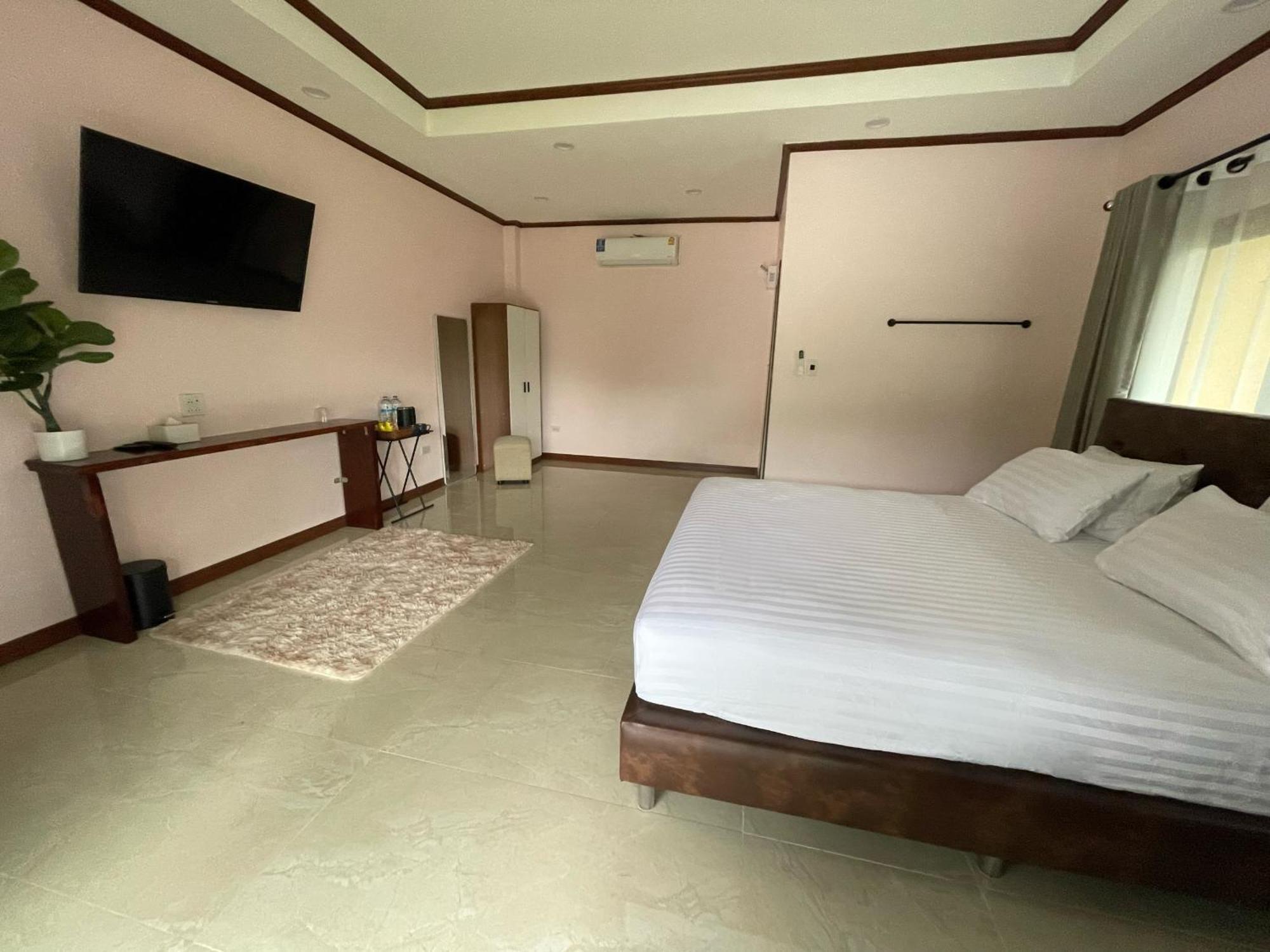 Jindarin Villas Pakchong Exterior photo