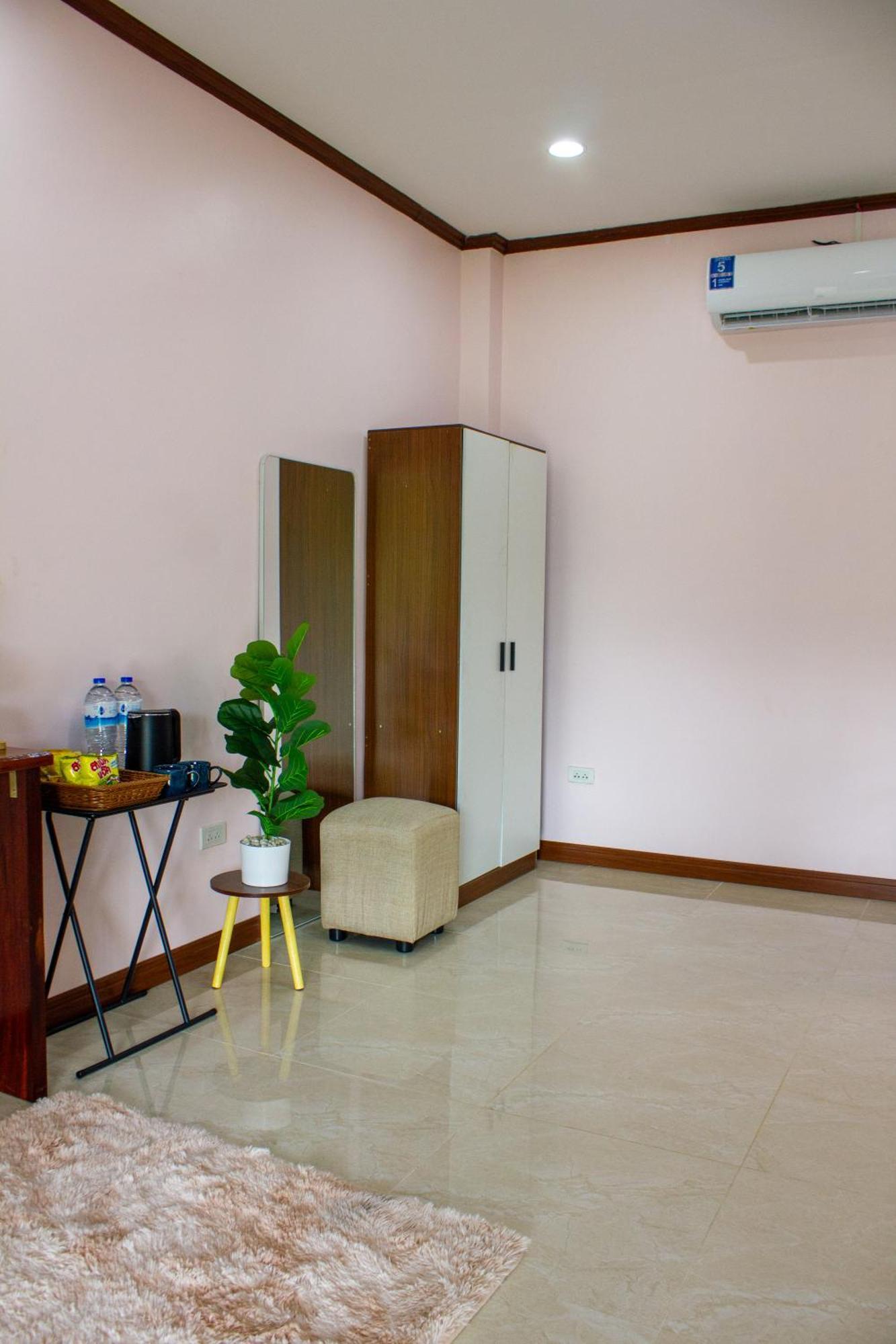 Jindarin Villas Pakchong Exterior photo