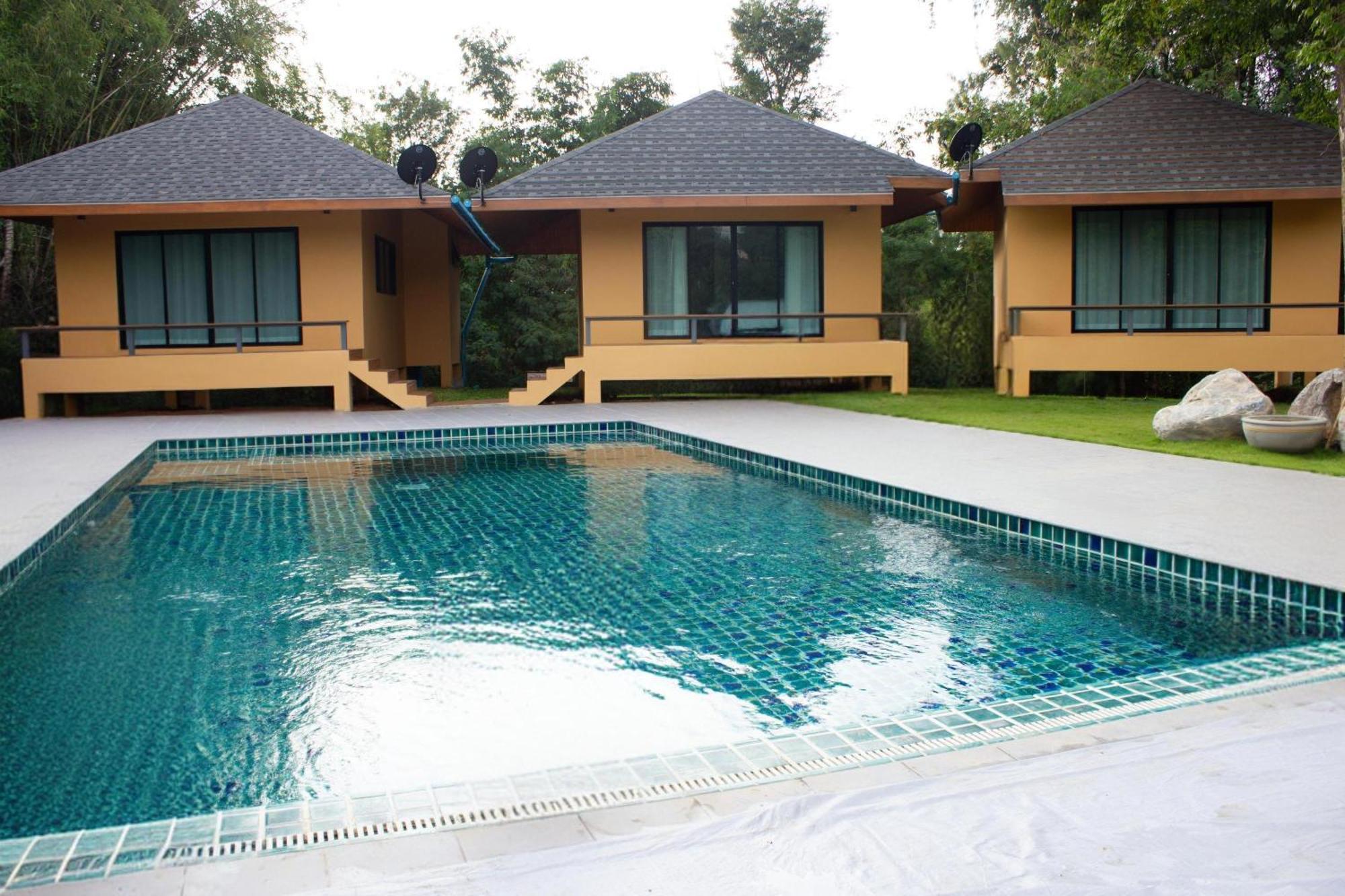 Jindarin Villas Pakchong Exterior photo